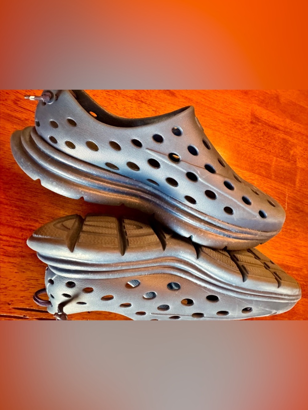 KANE Footwear Revive Recovery shoe Perforated Slip-On